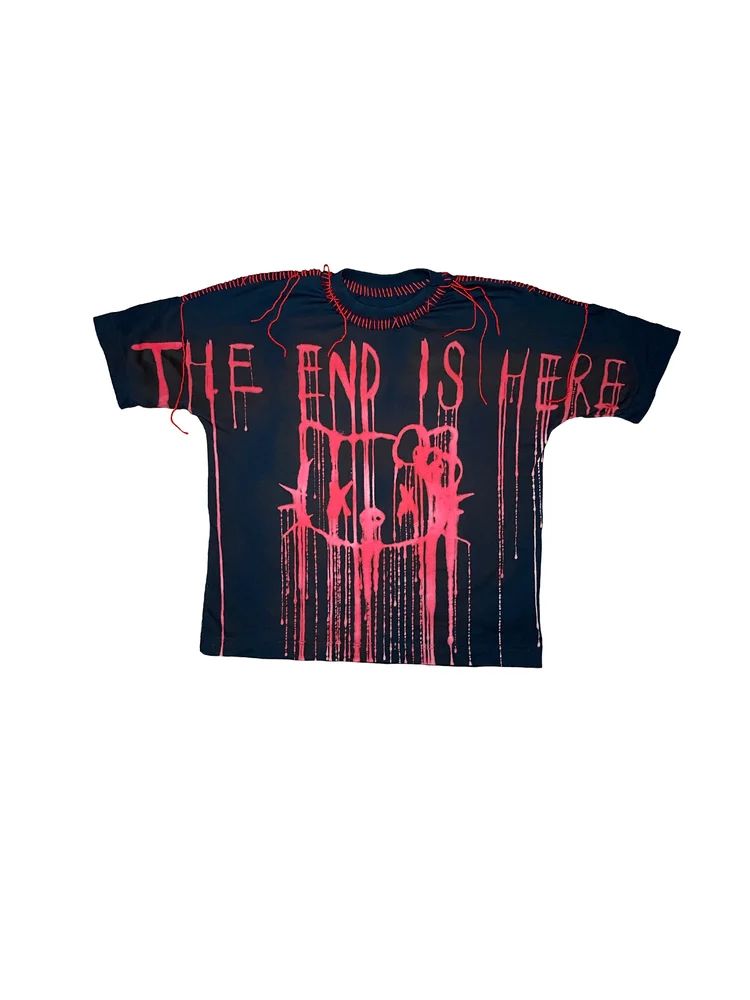 THE END IS NEAR X BLOODY KITTY TEE